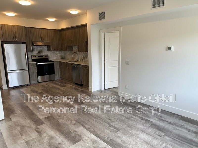 320 Mills Rd #18 - Photo 4 of 16