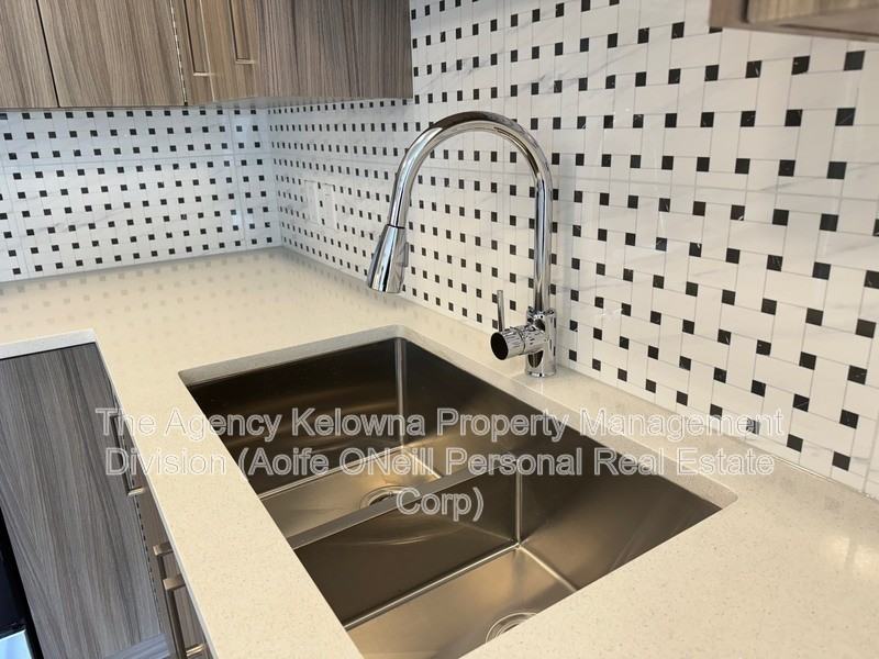 320 Mills Rd #18 - Photo 5 of 16