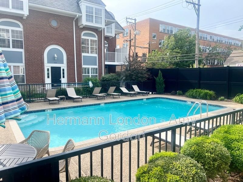 4225 W Pine Blvd #2 - Photo 4 of 34