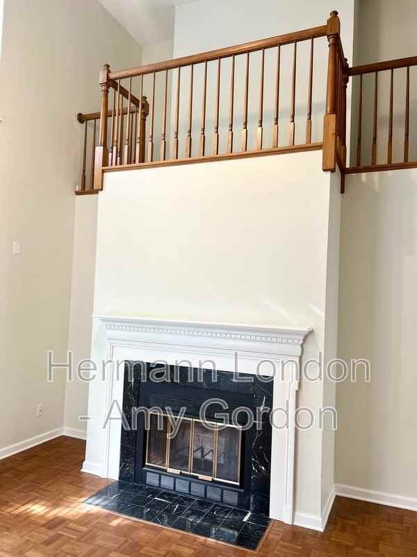 4225 W Pine Blvd #2 - Photo 7 of 33