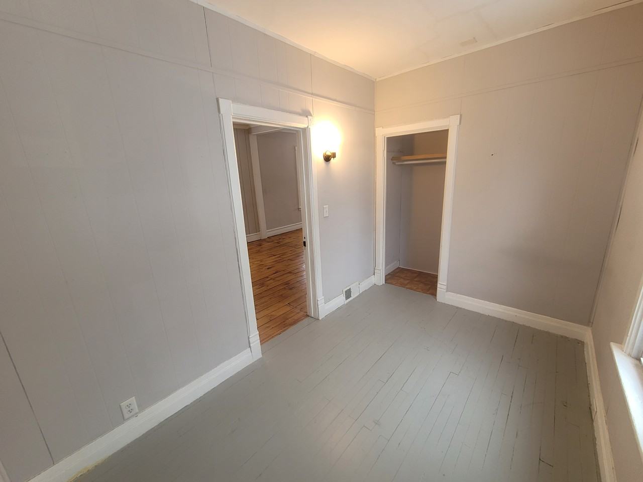 125 E 15th St - Photo 7 of 14