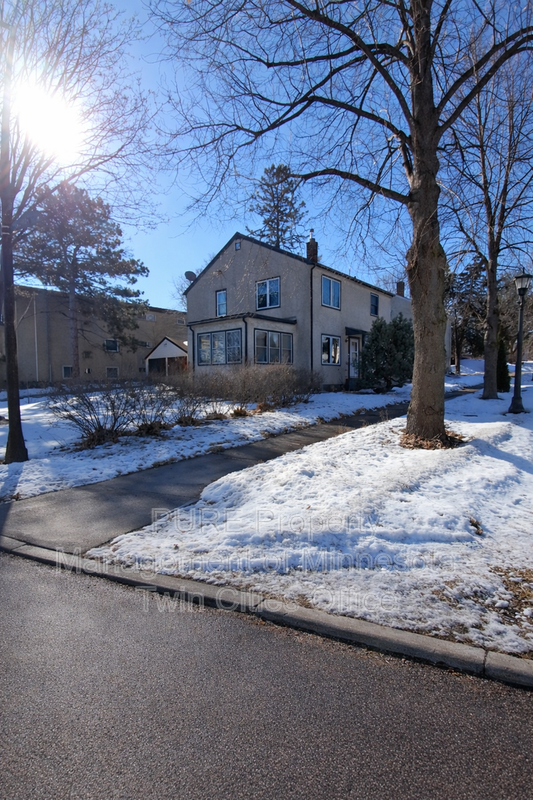 1250 Jessamine Ave E Lowr - Photo 7 of 9