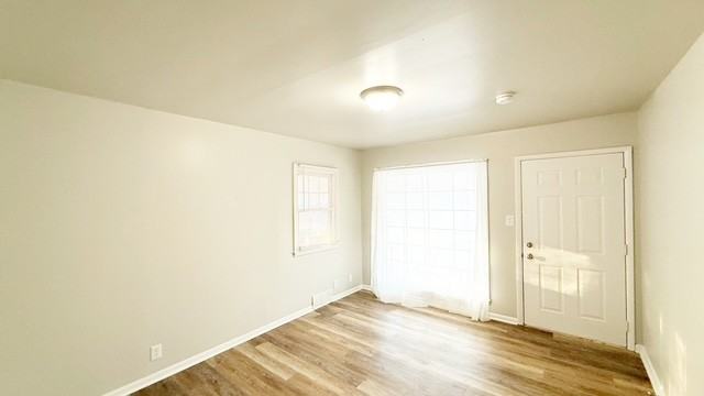 2612 Walker Ave - Photo 2 of 12