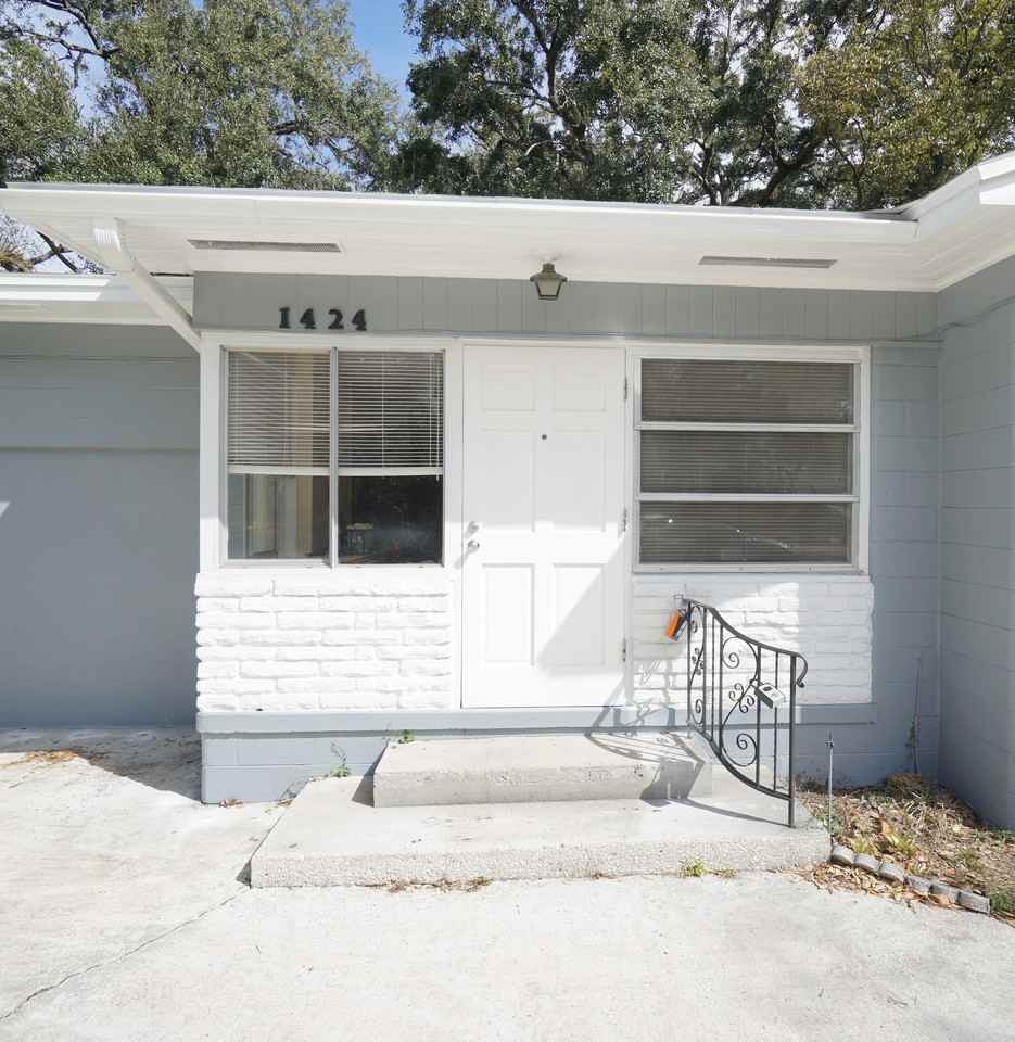 1424 E Park Cir - Photo 3 of 28