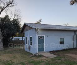 2807B Bertram St - Photo 1 of 1