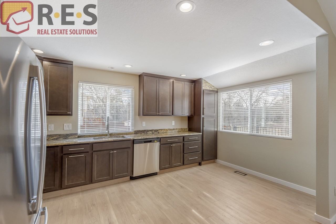 7731 S Spruce St - Photo 3 of 22