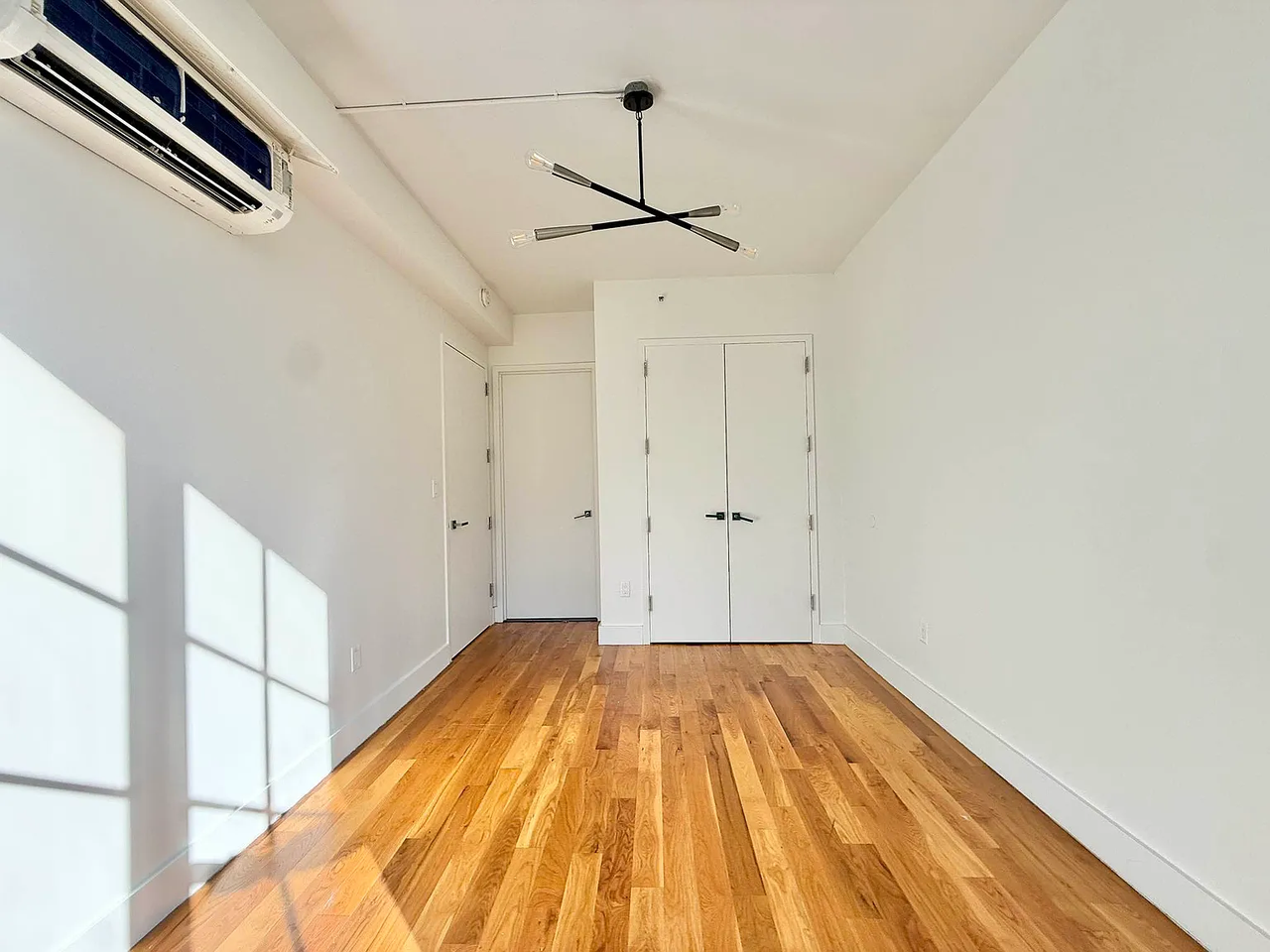 12 Ford St - Photo 3 of 13