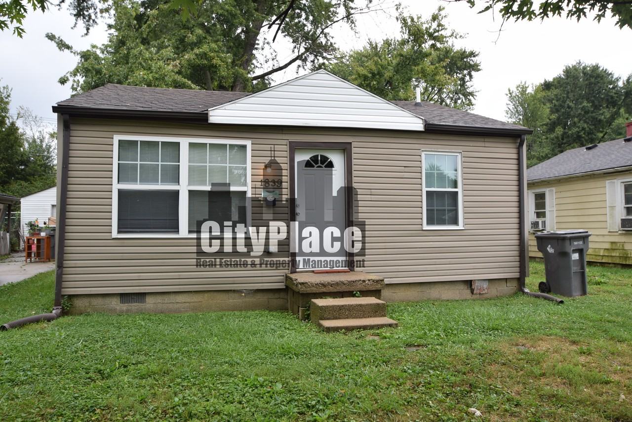 1839 Kildare Ave - Photo 4 of 17