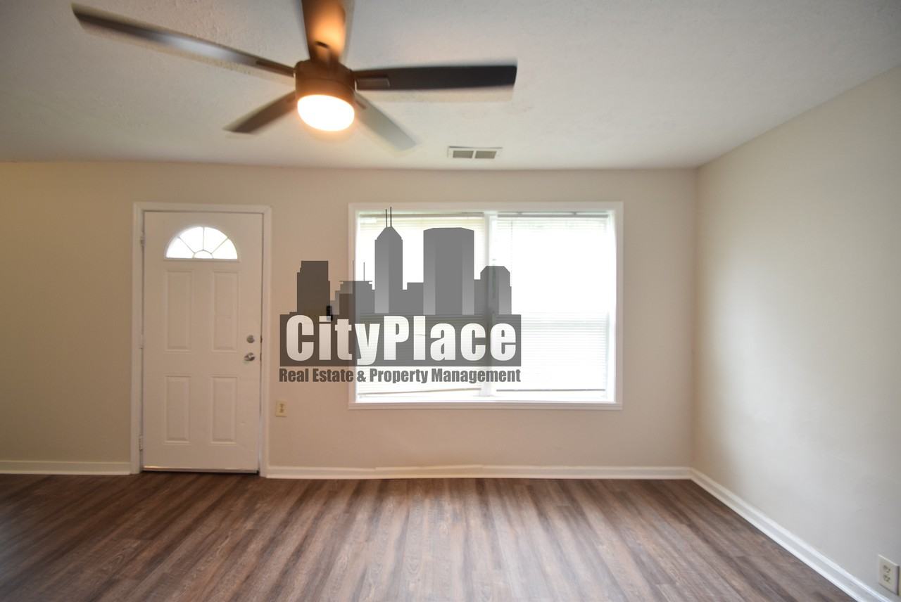 1839 Kildare Ave - Photo 7 of 17