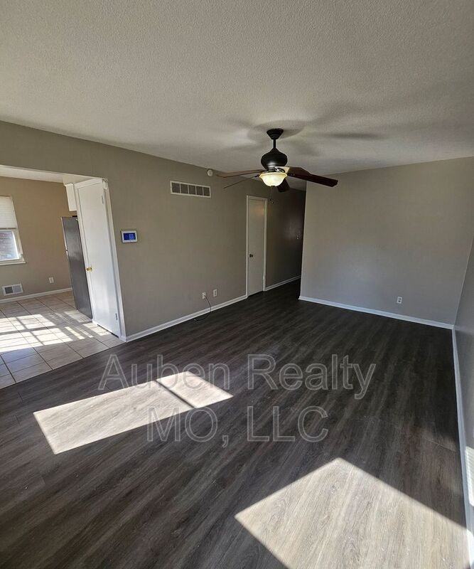 1031 Sw Kingscross Rd #1031 - Photo 3 of 6