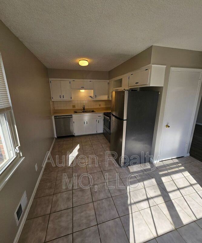 1031 Sw Kingscross Rd #1031 - Photo 4 of 6