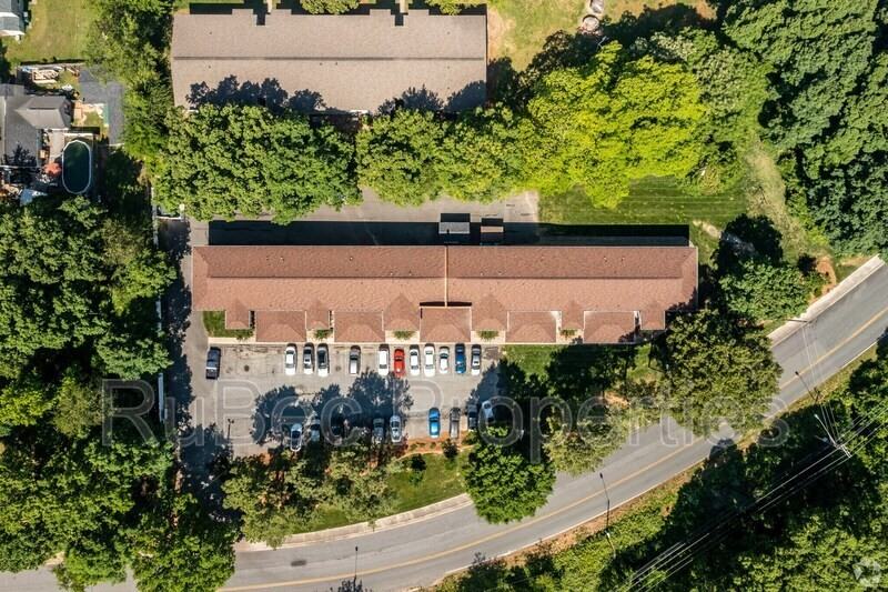 9517 Newell Hickory Grove Rd #8 - Photo 3 of 10