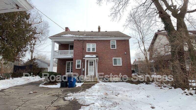 15 Vassar Dr - Photo 3 of 29