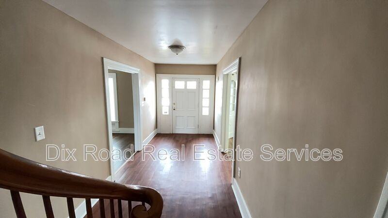 15 Vassar Dr - Photo 6 of 29