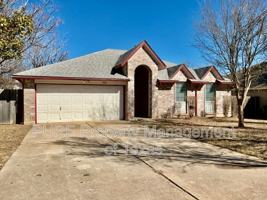 featured image of 606 Eaglecreek Dr