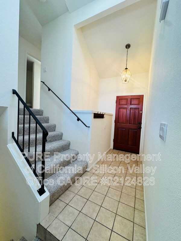 113 Arabian Way - Photo 3 of 19