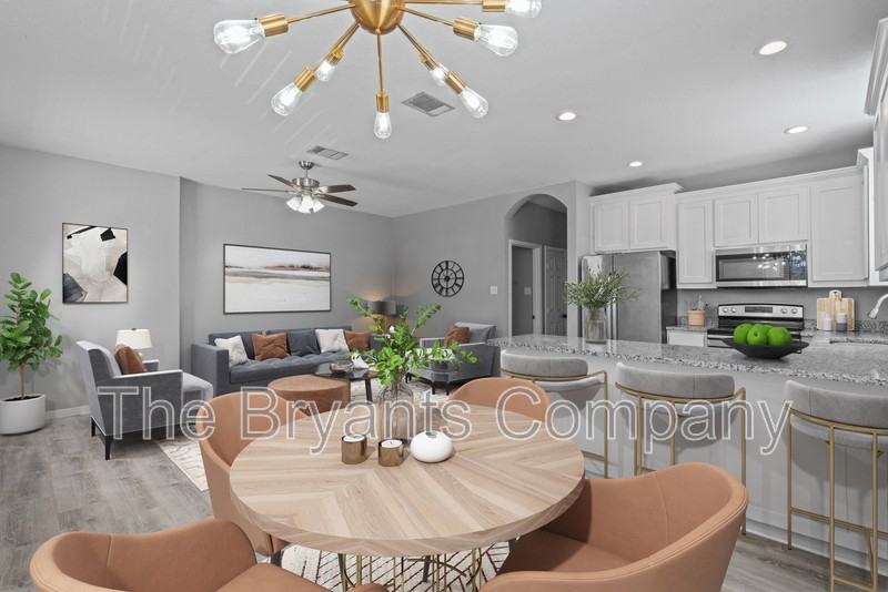 120 Ridgmar Dr #104 - Photo 7 of 14