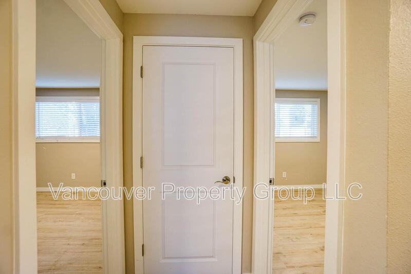 4420 Gibbons St #B - Photo 6 of 18