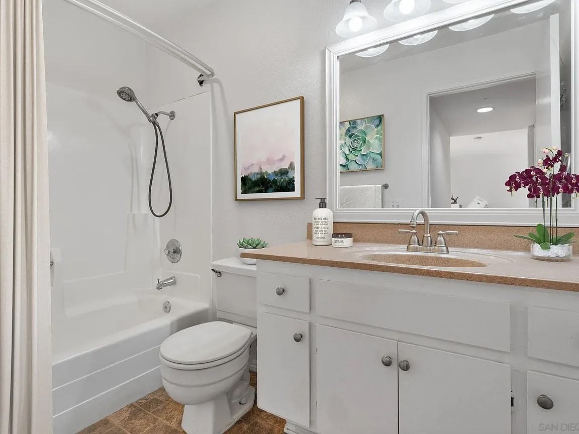 9130 Gramercy Dr - Photo 4 of 8