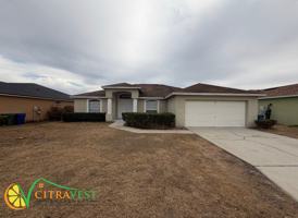 featured image of 7121 Summit Dr