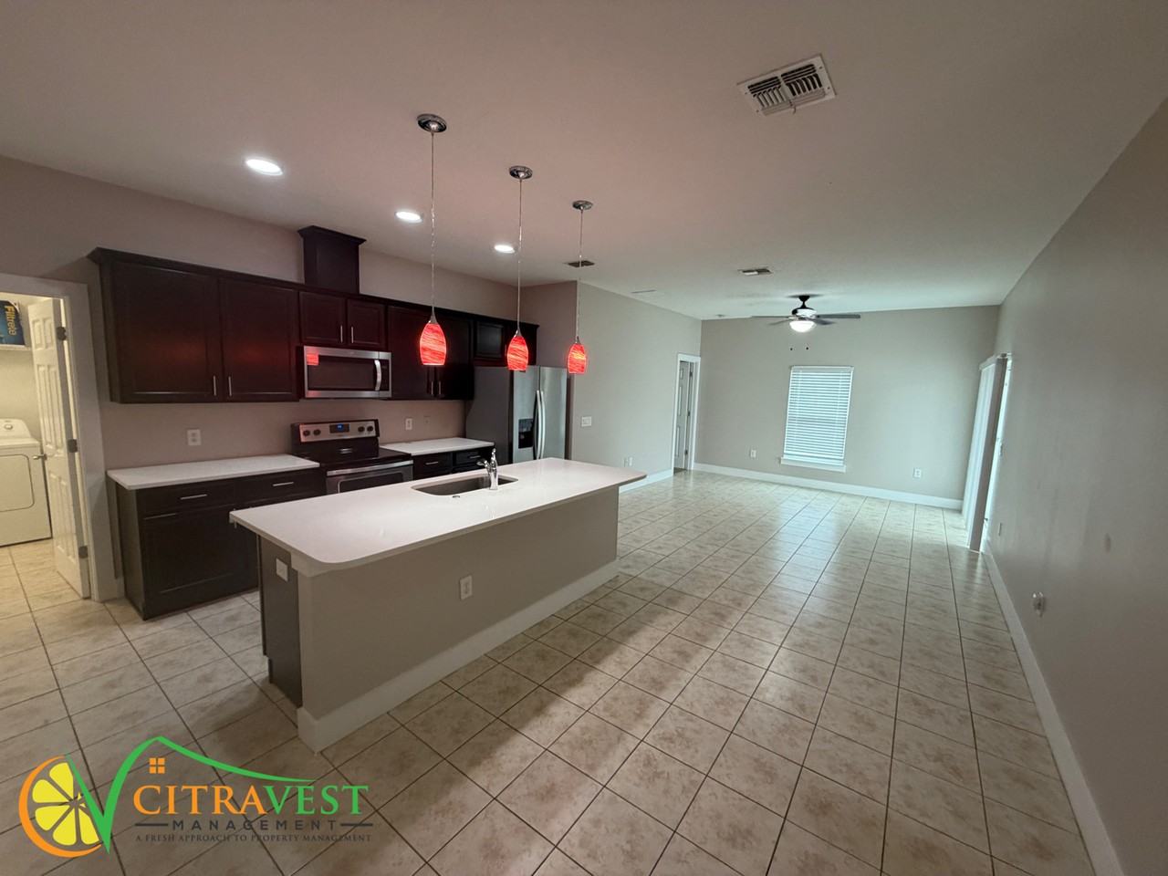 762 Gila Dr - Photo 2 of 10