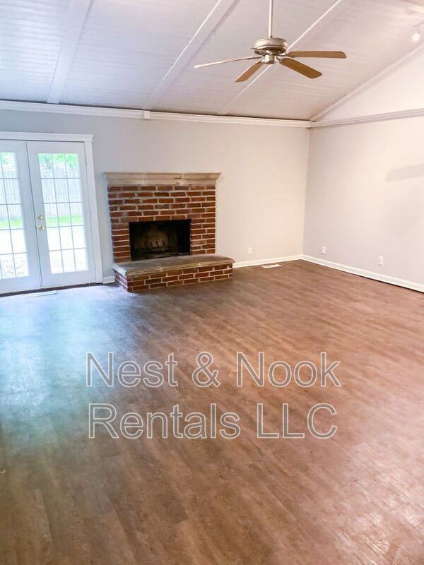 13809 E 27th Pl - Photo 2 of 14