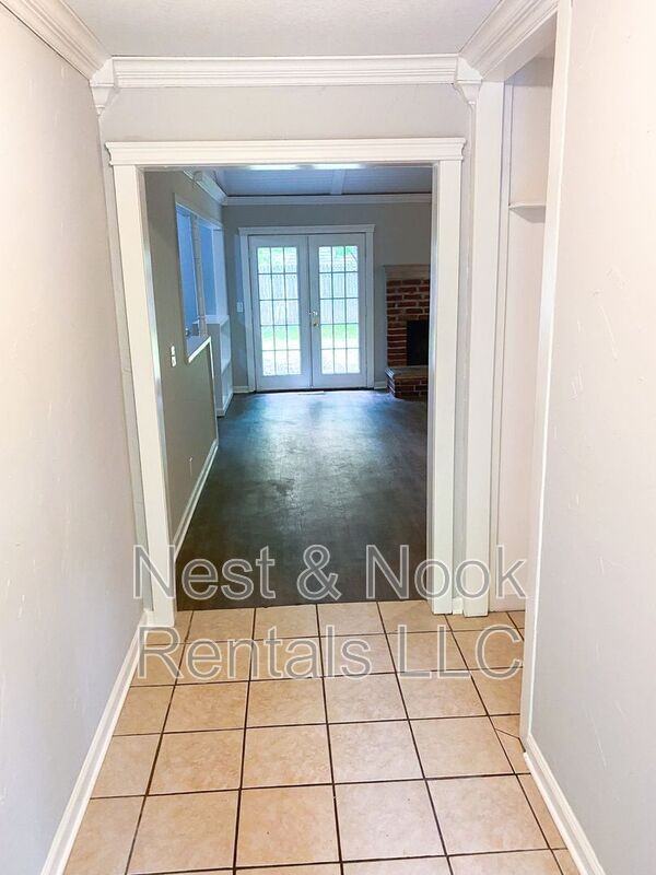 13809 E 27th Pl - Photo 6 of 14