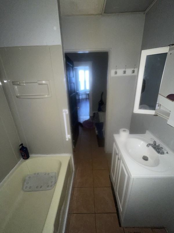 7446 Liberty Ave - Photo 2 of 11