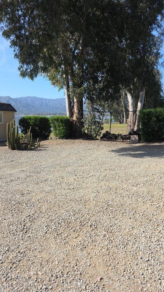 17977 Lakeshore Dr - Photo 5 of 50