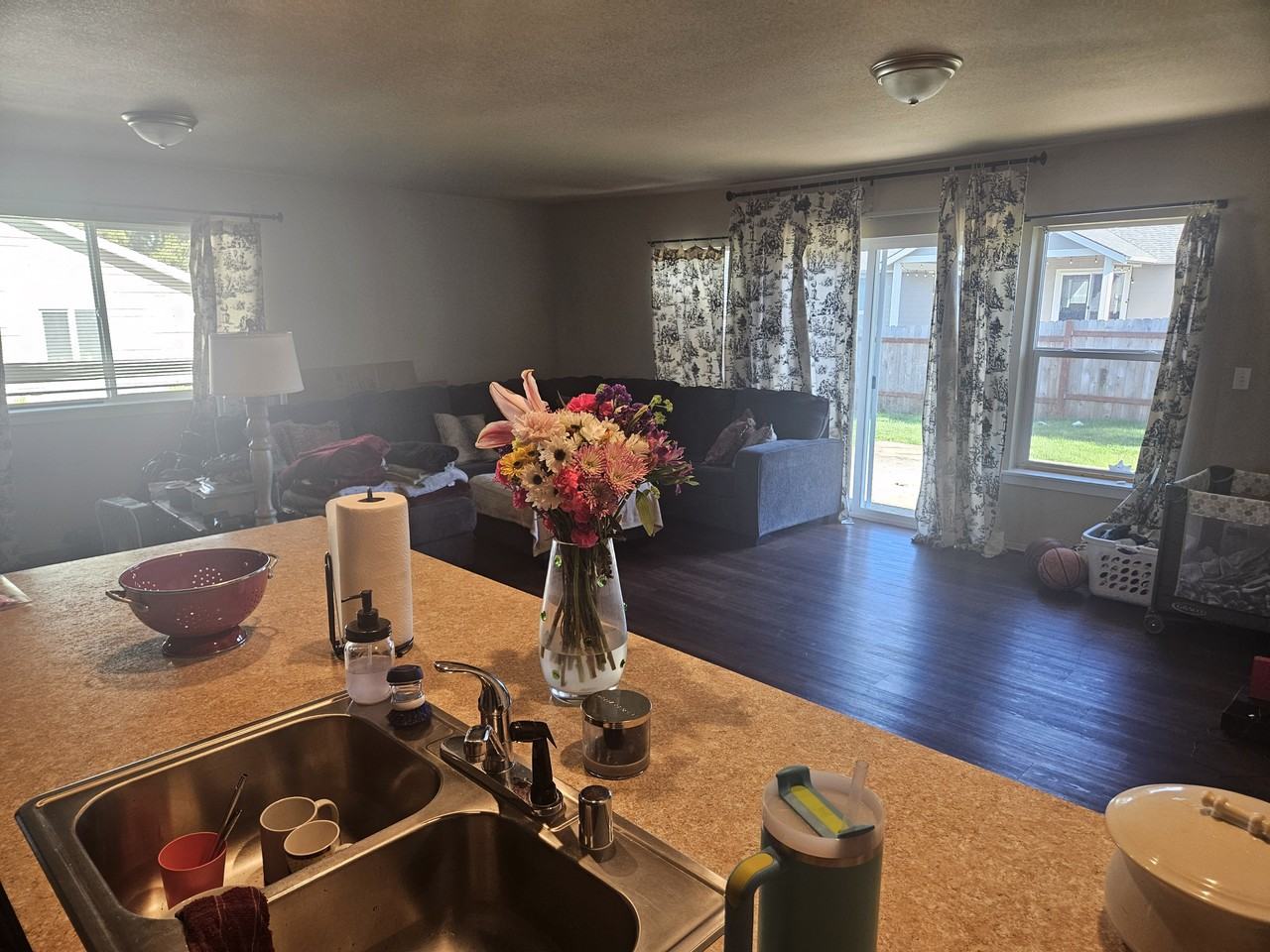 414 8th Ave Nw #A - Photo 7 of 8