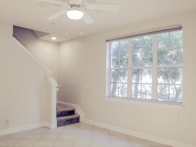 124 Jesup Lane - Photo 7 of 9