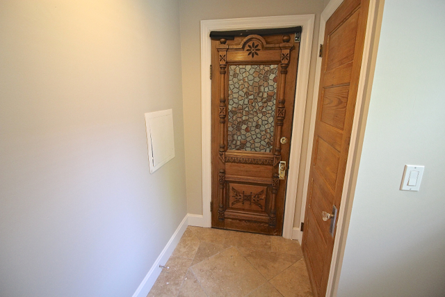 1115 W 49th St | West Plaza Tudor - Photo 5 of 50