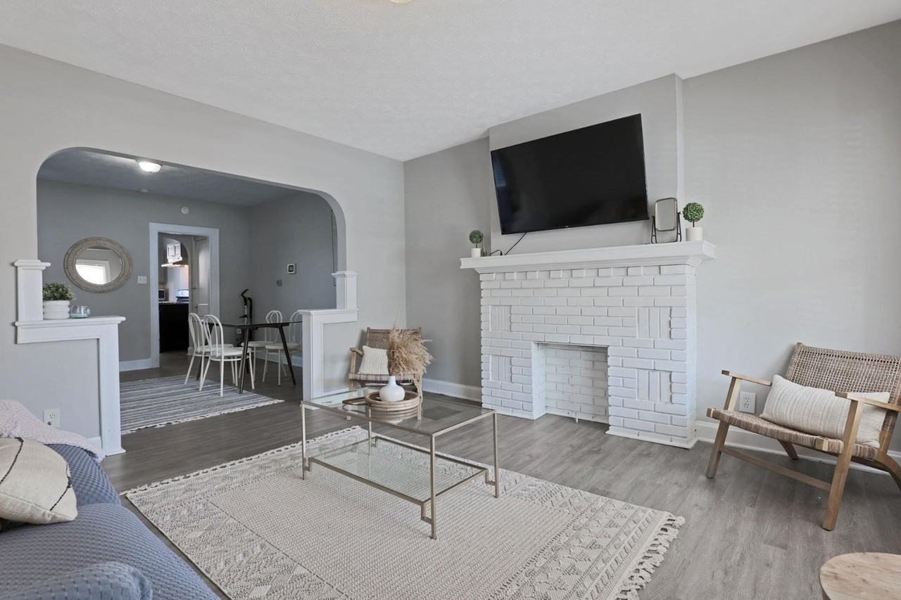 Wilson Ave - Photo 2 of 10