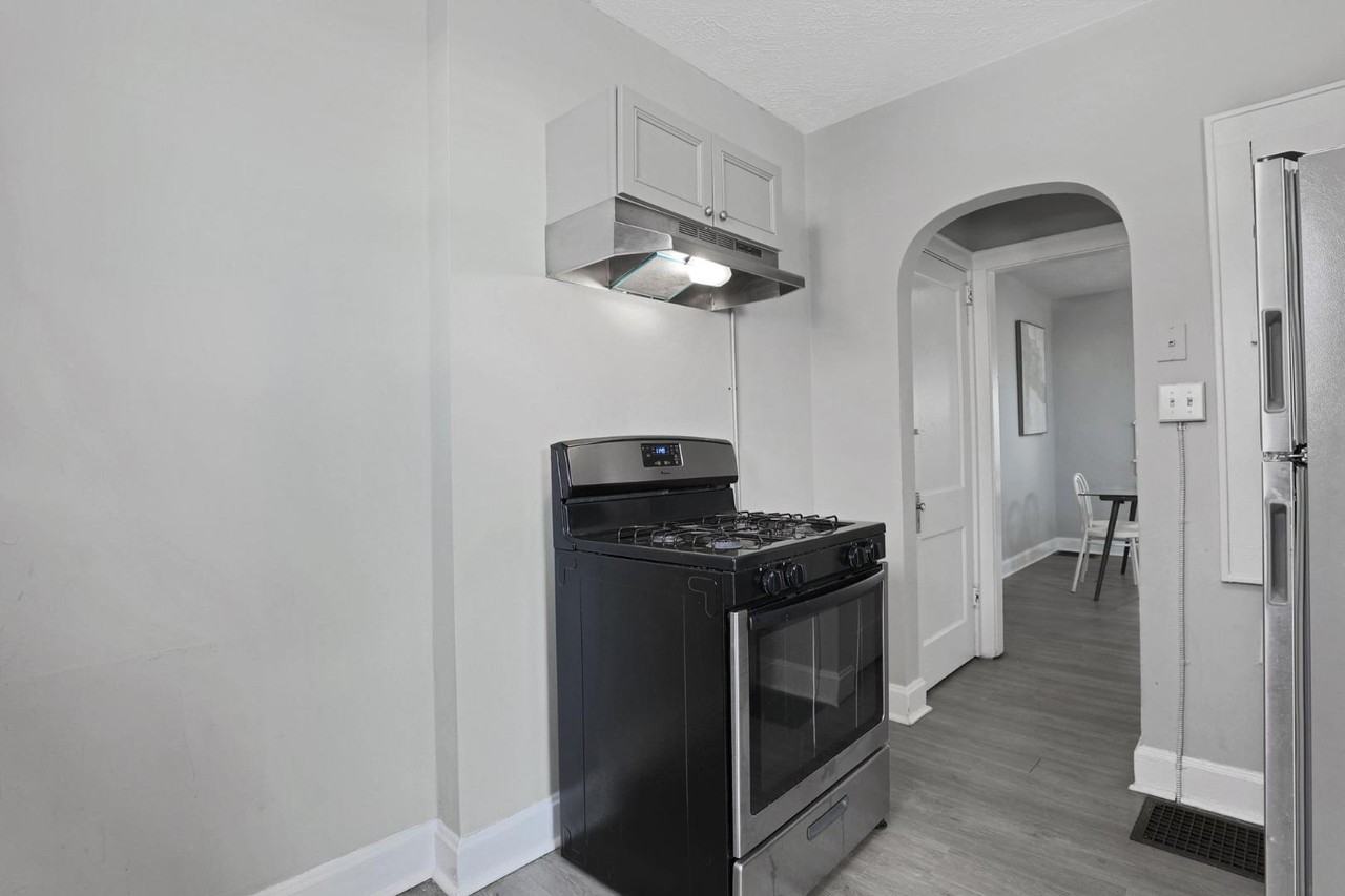 Wilson Ave - Photo 7 of 10