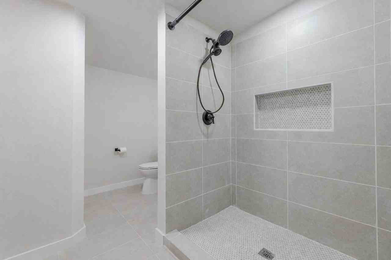 306 Westmoreland Dr - Photo 6 of 10