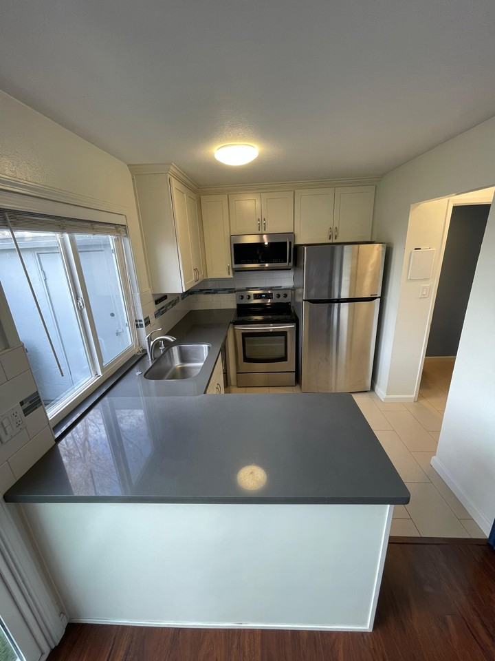 34591 Bluestone Cmn - Photo 3 of 34