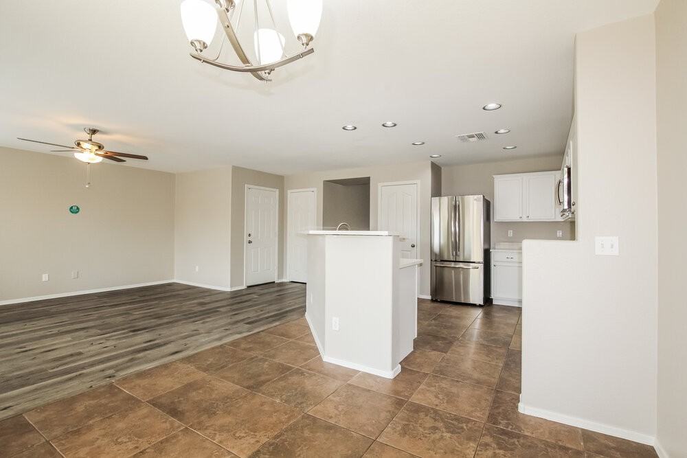 17115 N 185th Dr - Photo 7 of 17