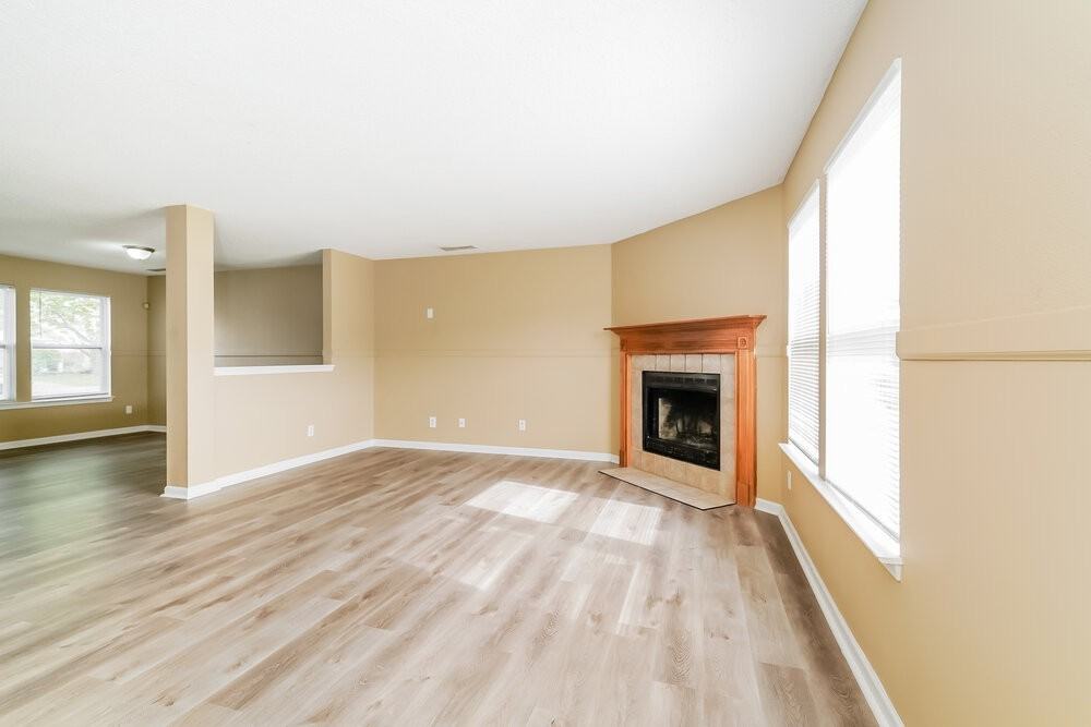 5681 N Jefferson Dr - Photo 5 of 17