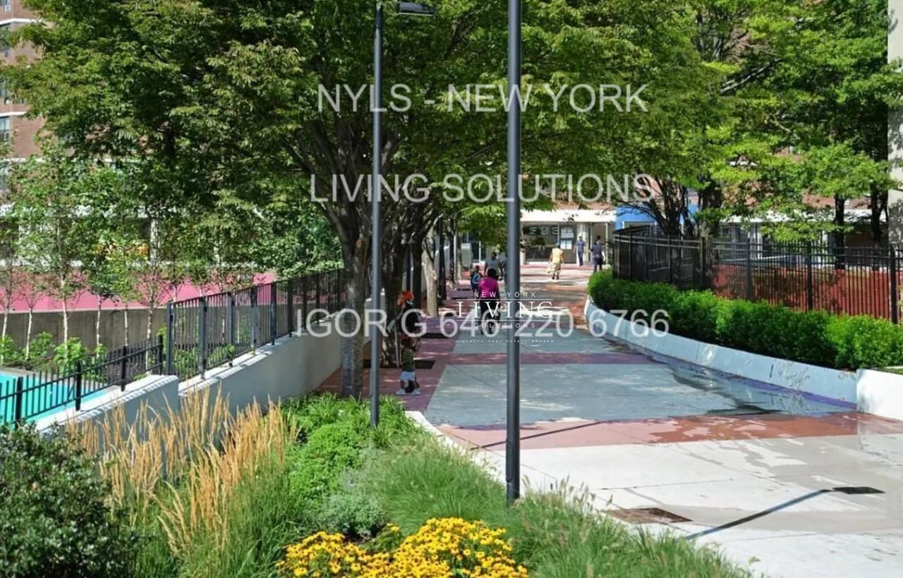 Broadway #A9D - Photo 7 of 12