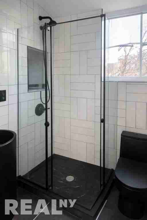 Hudson St #PHN - Photo 5 of 6