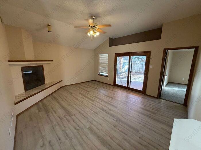 1601 Bosc Ct #1601 - Photo 4 of 16