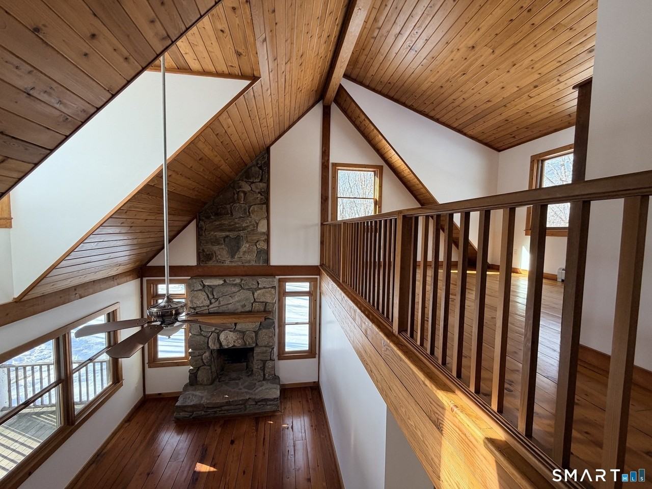 249 Woodbury Rd - Photo 4 of 23