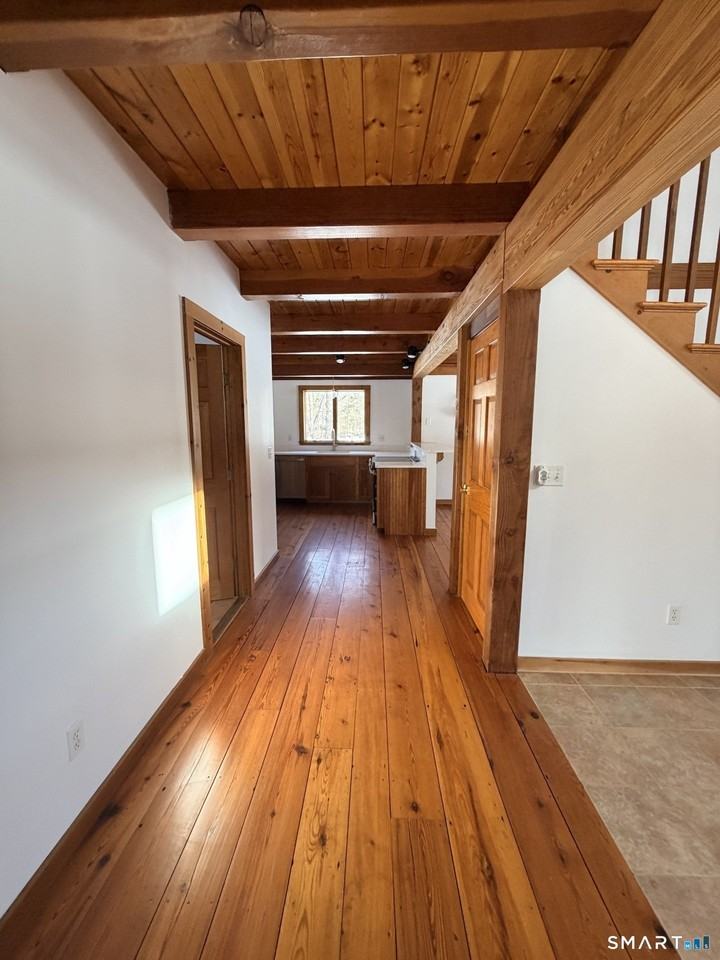 249 Woodbury Rd - Photo 7 of 23