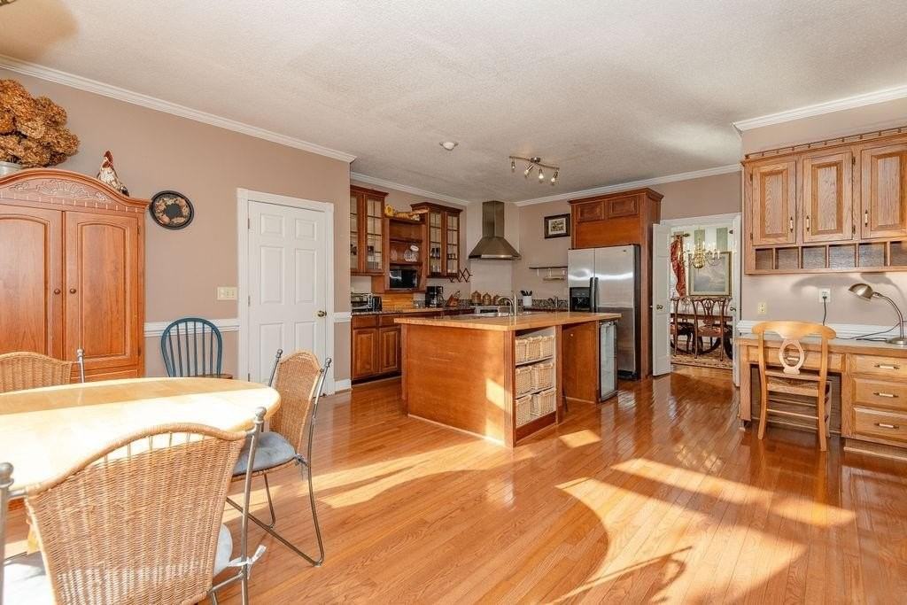 10315 Crescent Ridge Dr - Photo 6 of 25