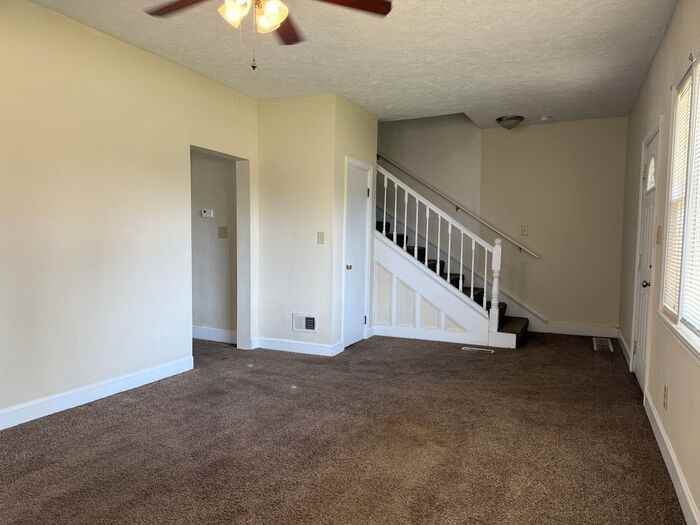 1017 S 25th St - Photo 2 of 6