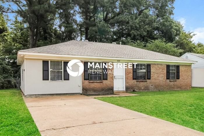 8044 Jamesbrook Dr - Photo 3 of 15