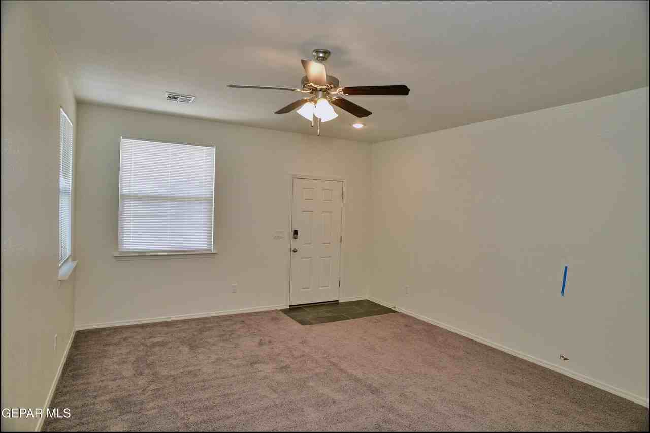 523 Sunset Valley Ave - Photo 7 of 50