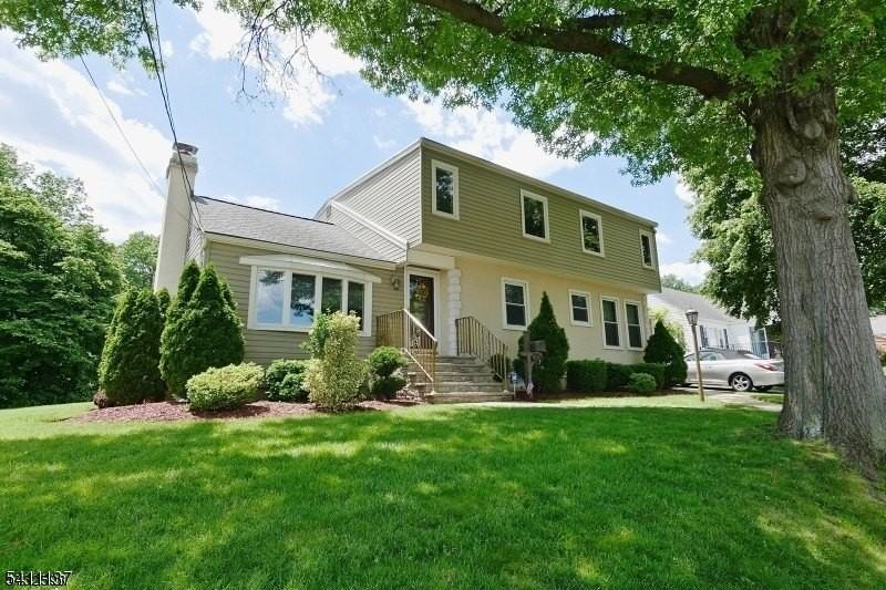 79 Friar Ln - Photo 2 of 21