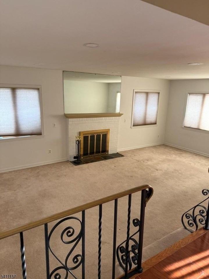 79 Friar Ln - Photo 7 of 21