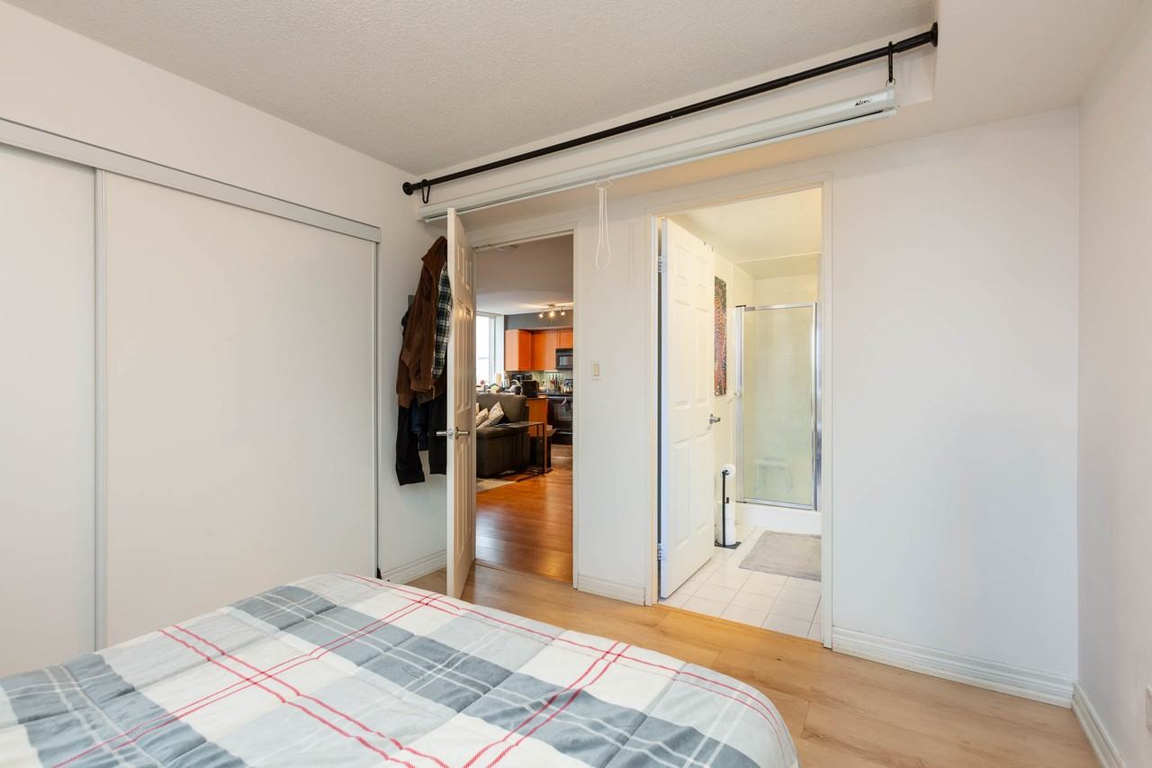 1369 Bloor Street West #513 - Photo 6 of 13